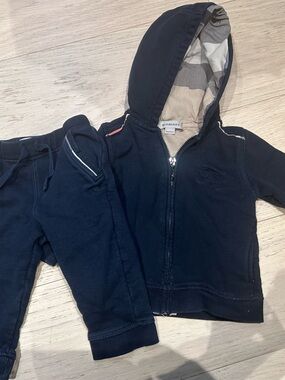 Burberry Black Hoodie & Jogger Set with Signature Check Hood Lining